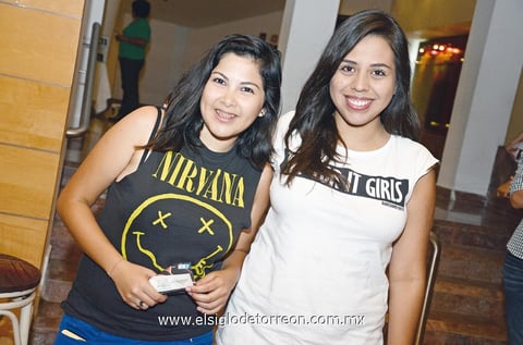 Karem  y Jéssica.