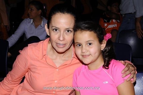 Lupita y Ana José.