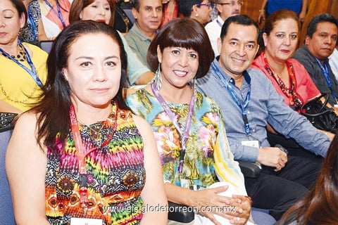 Carmen, Paty, José Luis y Jackie.