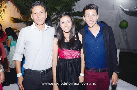 Luis, Melissa y Ángel.