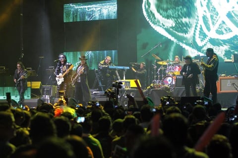 Johnny Laboriel y Eloisa Serna, madre de Alex Lora, fueron homenajeados con Sería Horrible y Eres Lo Máximo”, respectivamente.