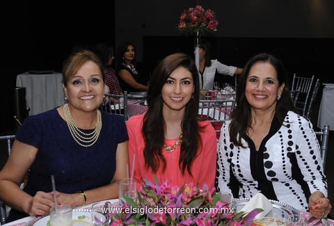 Irma, Cecilia y Flor.