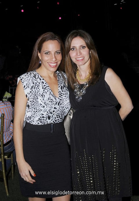Valeria y Katia.