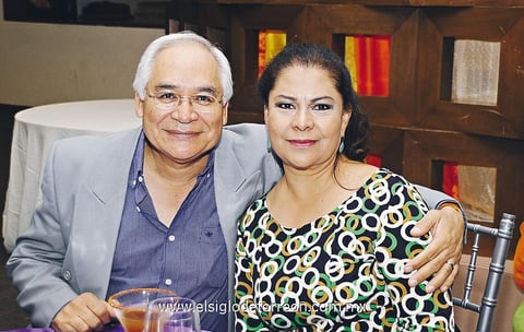 Marcial y Rosy.