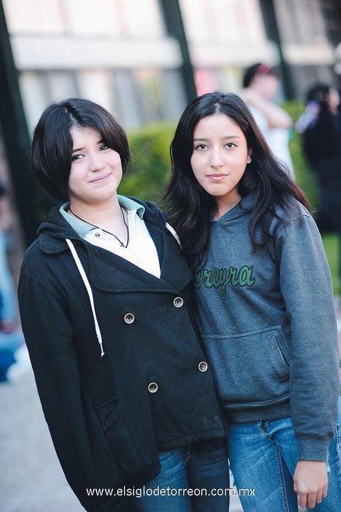 Estudiantes. Daniela y Brenda.