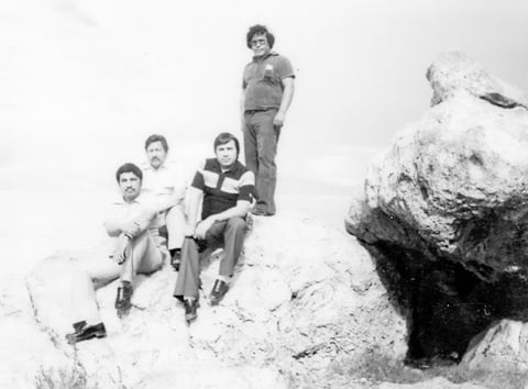 Feliciano Soto Reyes, Román Valadez Chacón, Alberto Vargas Sifuentes y José Luis Tagle Galindo, en la Isla de los Alacranes. Jalisco, 1980.