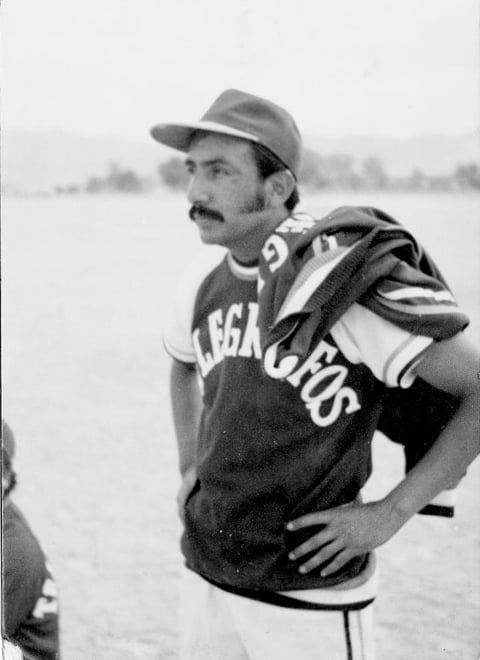 Miguel Durán, del equipo de beisbol de la oficina de Telégrafos Nacionales, 1970.