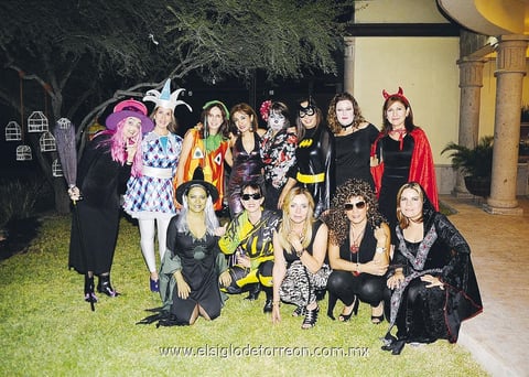 Día de bruja. Amigas de conocido club festejaron en grande.