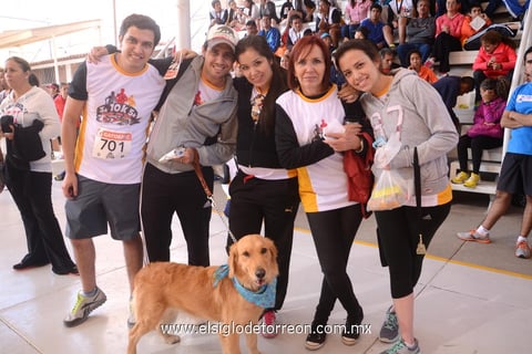 Juan, Luis, Cecy, Cecy y Estefanía.