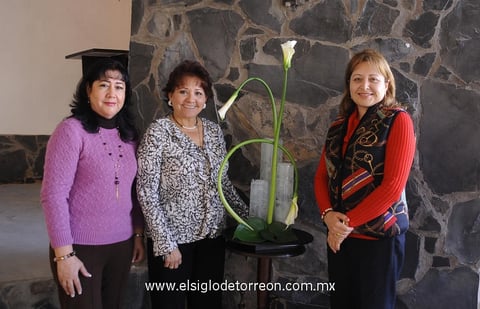 Silvia, Irene y Yola.