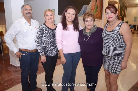 Manuel, María de Jesús, Alejandrina, Maricarmen y Yolanda.