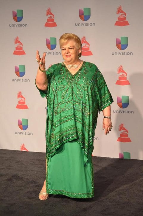 La cantante mexicana, Paquita la del Barrio también se presento en la ceremonia del Grammy Latino 2013, donde cantó para los asistentes.
