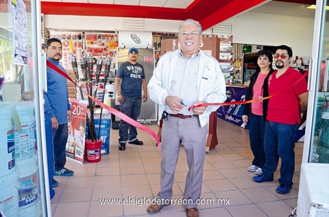 Iván, José, Delia, Guillermo y Juan Gerardo.