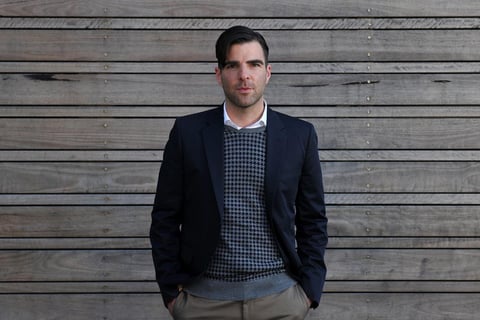 El actor Zachary Quinto, cuyo rol más significativo es el de Mr. Spock en la nueva saga de Star Trek, se decidió a revelar públicamente su homosexualidad en la revista New York"después de enterarse del suicidio del adolescente Jamey Rodmeyer, provocado por el "bullying" que sufría debido a su orientación sexual.