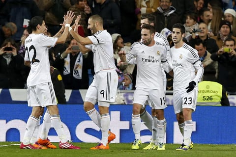 Antes del descanso, Bale también demostró su buen toque de balón y dio una asistencia al francés Karim Benzema, quien con la testa logró el 2-0 a los 36 minutos, de este modo el jugador galo también recuperó cierta confianza de frente al arco.