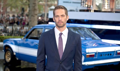 En la cuenta oficial del actor en Facebook, su equipo confirmó el deceso: "Con un corazón verdaderamente triste tenemos que confirmar que Paul Walker falleció hoy en un trágico accidente de automóvil cuando se dirigía a un evento de caridad".