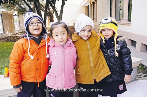 Marcos, Yuri, Marifer e Ivanna.