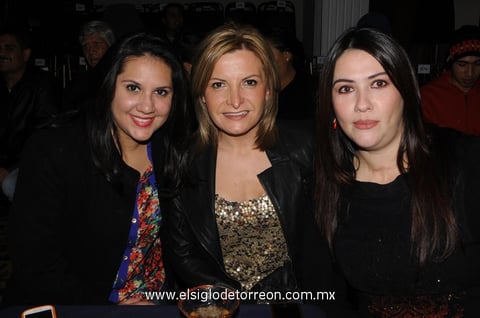 Adriana, Mayra y Mariana.
