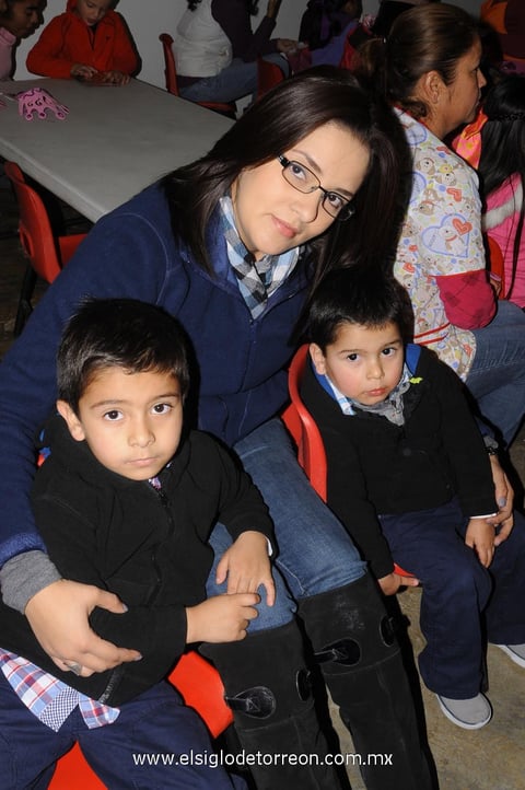 07122013 Melissa Nacoud de la Rosa, Jorge Elías Ybarra Nacoud y Anwar Daniel Ybarra Nacoud.