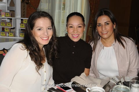 Jose, Carol y Estela.