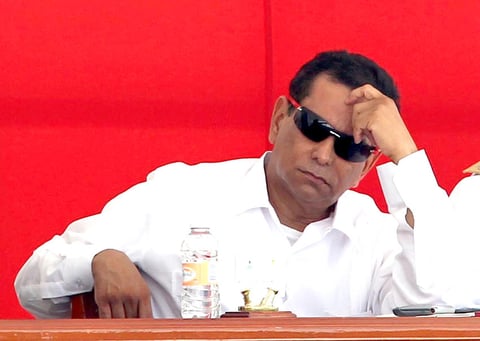 Fidel Herrera. En la administración del exgobernador priista de Veracruz, las actividades de Los Zetas prosperaron. Sus supuestos nexos con ese grupo surgieron cuando un agente del FBI afirmó que un contratista de Pemex, fue intermediario entre Herrera y los Zetas, para que dejara actuar libremente a éstos.