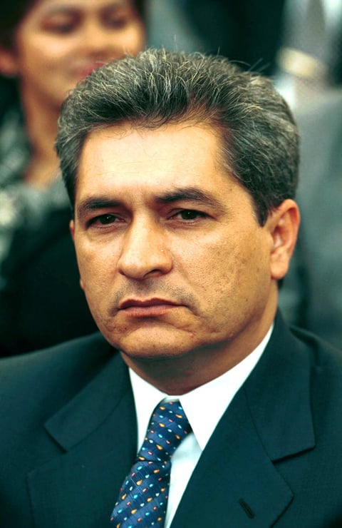 Tomás Yarrington. El exgobernador de Tamaulipas fue acusado en Texas de nexos con el crimen organizado y lavado de dinero. Yarrington habría tenido grandes sobornos de grupos del narcotráfico, principalmente del Cártel del Golfo, a cambio de dejarlos operar durante su administración (1999-2004). Estados Unidos no ha solicitado a México su extradición, además, se desconoce su paradero.