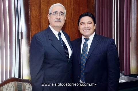 CAMBIO DE MESA DIRECTIVA.  Yamil Darwich y José Guadalupe Rubio.