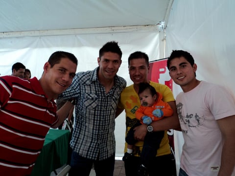 El mejor jugador de México con mi hijo Ray Saucedo Rdz.