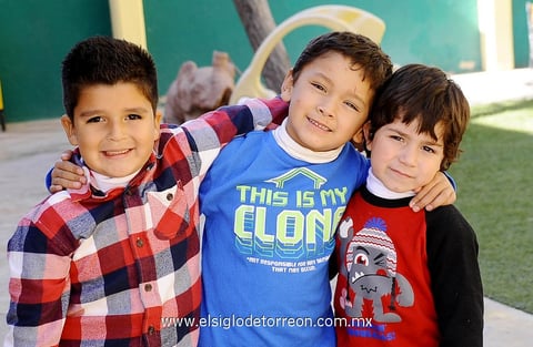Érick, André y Gabriel.
