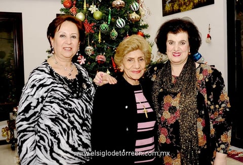 27122013 Laura, Elvira y Sheila.