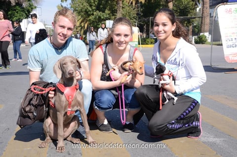 31122013 Lars Érik, Zeneyda y Sydney.