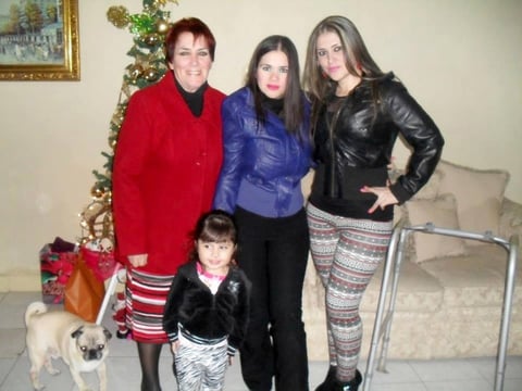 Bertha, Rosy, Andrea y Aída