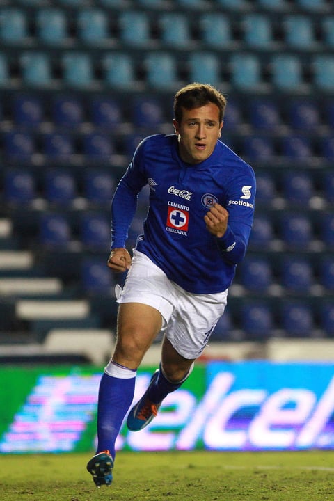 El mexicano Jerónimo Amione emparejó los cartones al minuto 79.