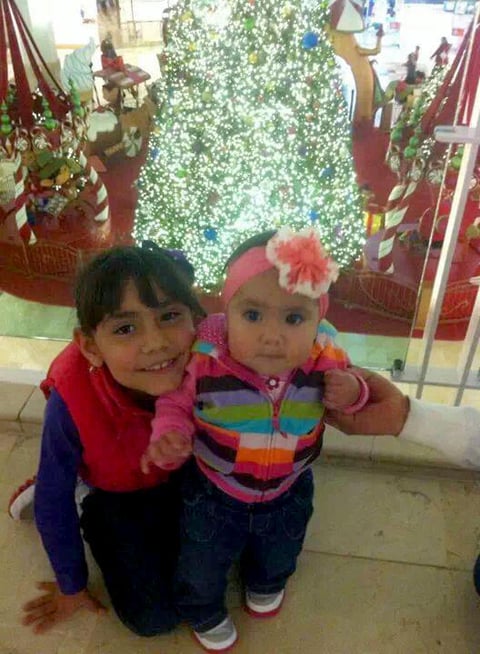 Magaly y Edith Vianney.