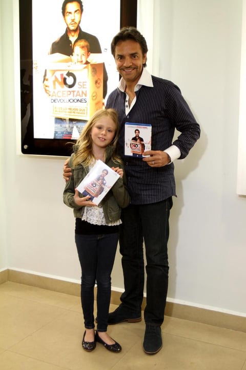 En el encuentro con la prensa mexicana estuvieron presentes  Eugenio Derbez y  Loreto Peralta.
