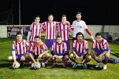 PARTICIPAN EN TORNEO DE FUT.  Equipo de los "Dj's".