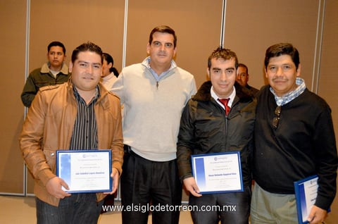 Jair López, Alfredo Murra, Óscar Esquivel y César Arriaga.