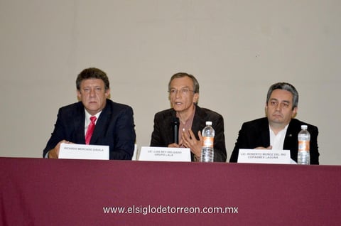 Ricardo Mercado Dávila, Luis Rey Delgado y Roberto Muñoz del Río.