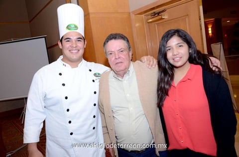 Juan José, Fernando y Mónica.