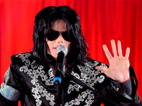 El "Rey del Pop", Michael Jackson  falleció por una "intoxicación aguda de propofol", un fuerte anestésico de corta duración.