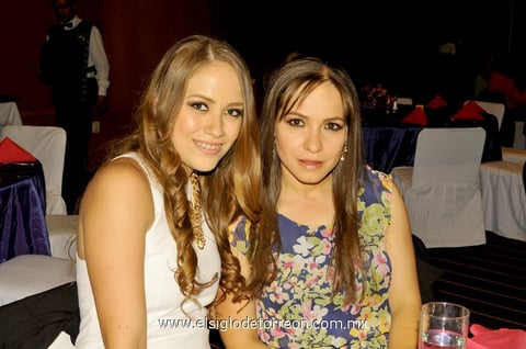 Estefanía y Gaby.