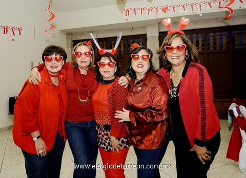 Ara, Natalia, Martita, Silvia y Lupita.