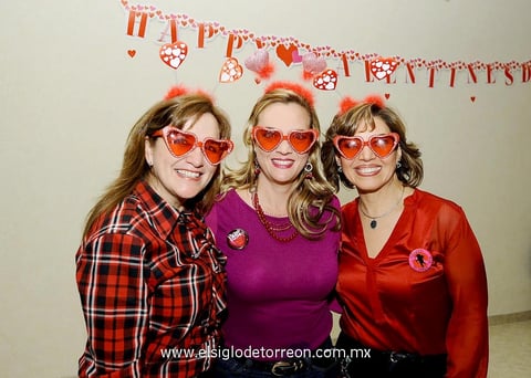 Cecy, Bety y Nury.