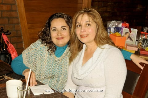 Angie y Norma.