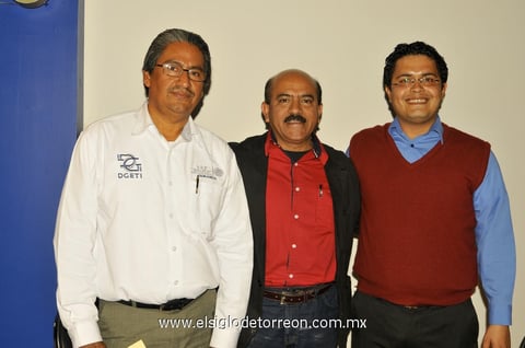 José, Juan Noé e Ignacio.