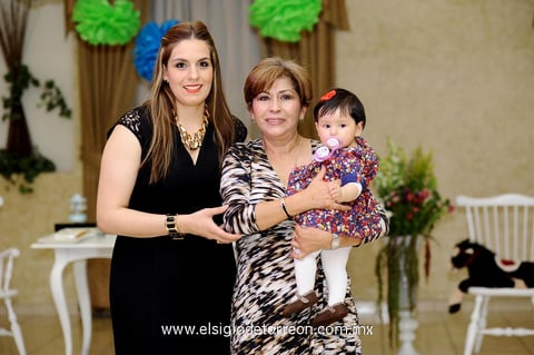 Caty, Paty y Renata.
