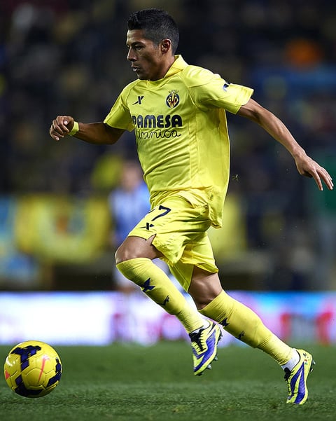 Javier Aquino del Villarreal de España.