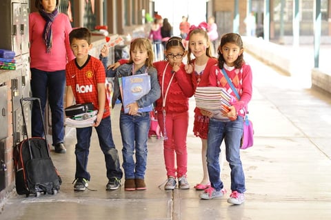 Pablo, Ana Isabel, Bárbara, Daniela y Marí­a José.