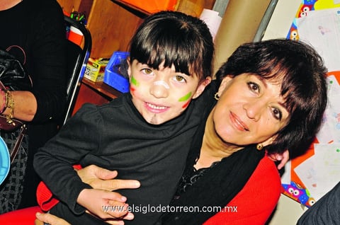 Luciana Salsamendi y Bertha Cárdenas.