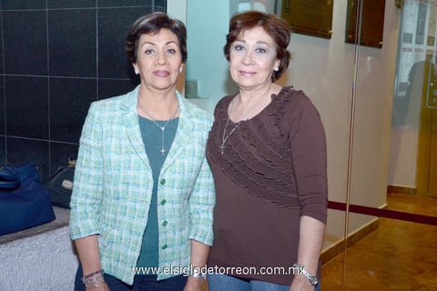 Rosa María y Ana Lucía.